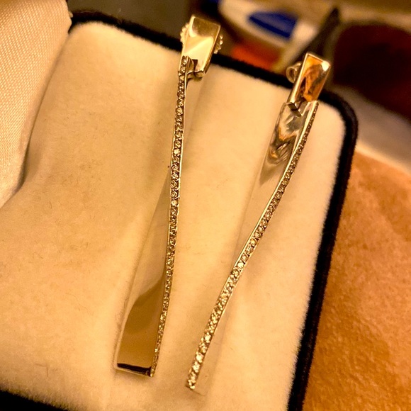 Gorgeous dangle, 14 karat gold diamond swirl, earrings designer 3 1/4 inch. - Picture 1 of 8